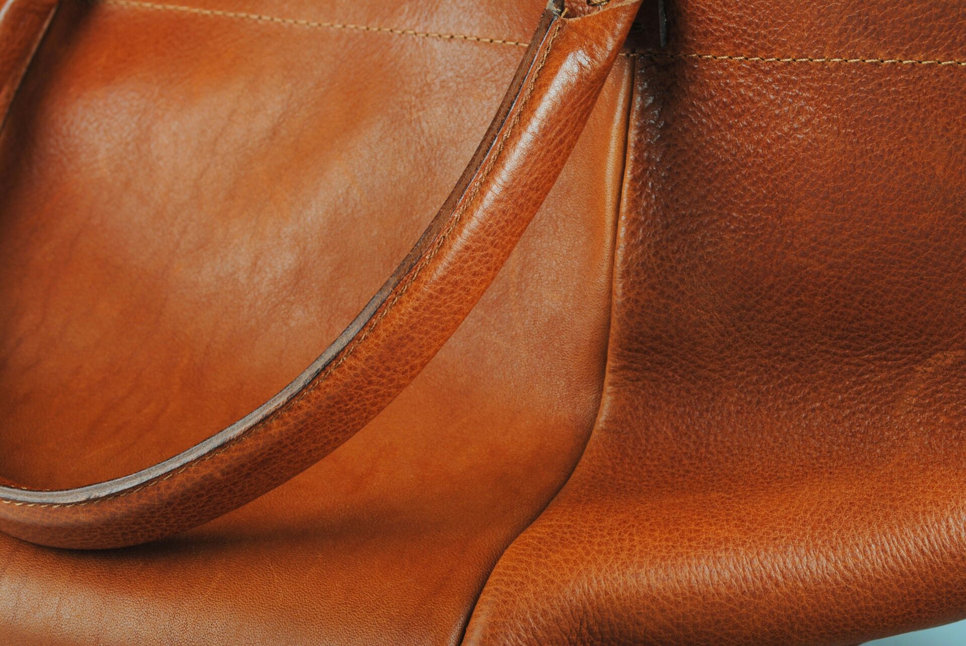 Dónde se fabrica el lujo: el 'Made in' que multiplica por 10 el precio de un bolso de Hermès o Prada 1 Vida.es made in bolsos de lujo
