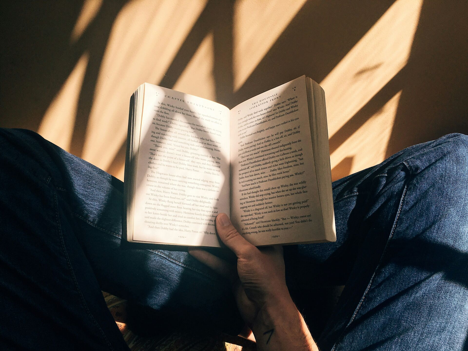 Leer por placer aporta beneficios a la memoria y al ánimo en adultos mayores 1 Vida.es lectura y memoria