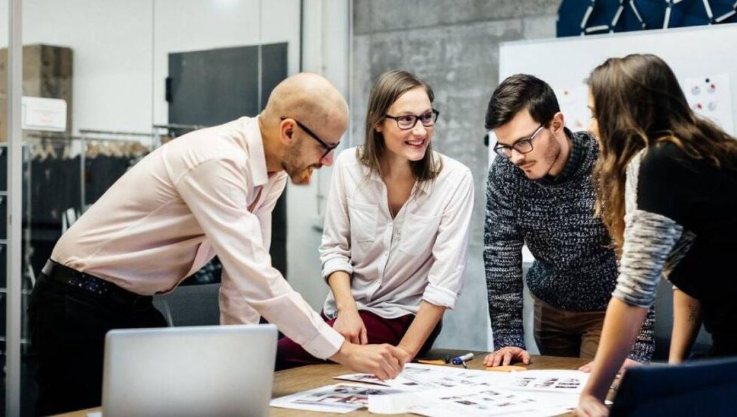¿Qué es una semana laboral de cuatro días?
