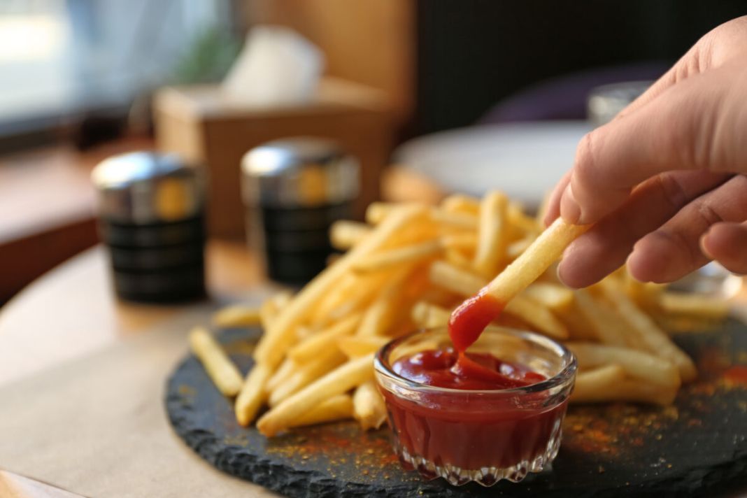 Los alimentos fritos contienen altos niveles de calorías