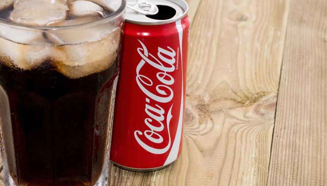 Refrescos como alimentos hipercalóricos y grasos que estamos comiendo sin saberlo