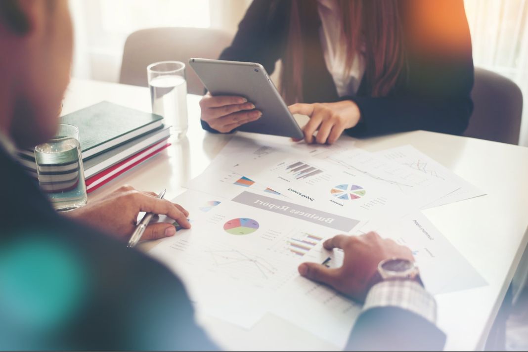 Crear contenido de alta calidad como estrategia de marketing efectiva para atraer nuevos clientes