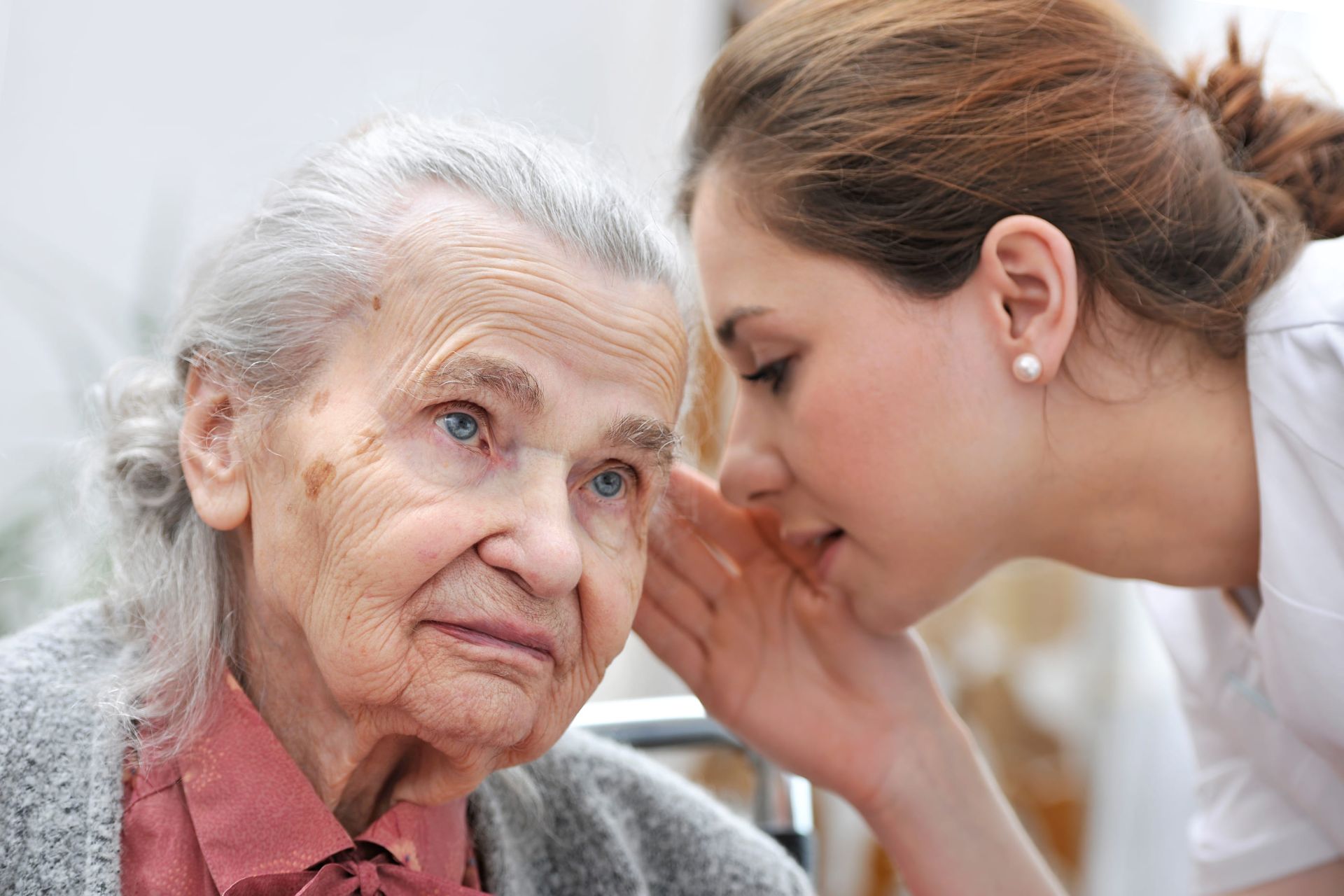 Cuidados para evitar daños a la piel en la tercera edad