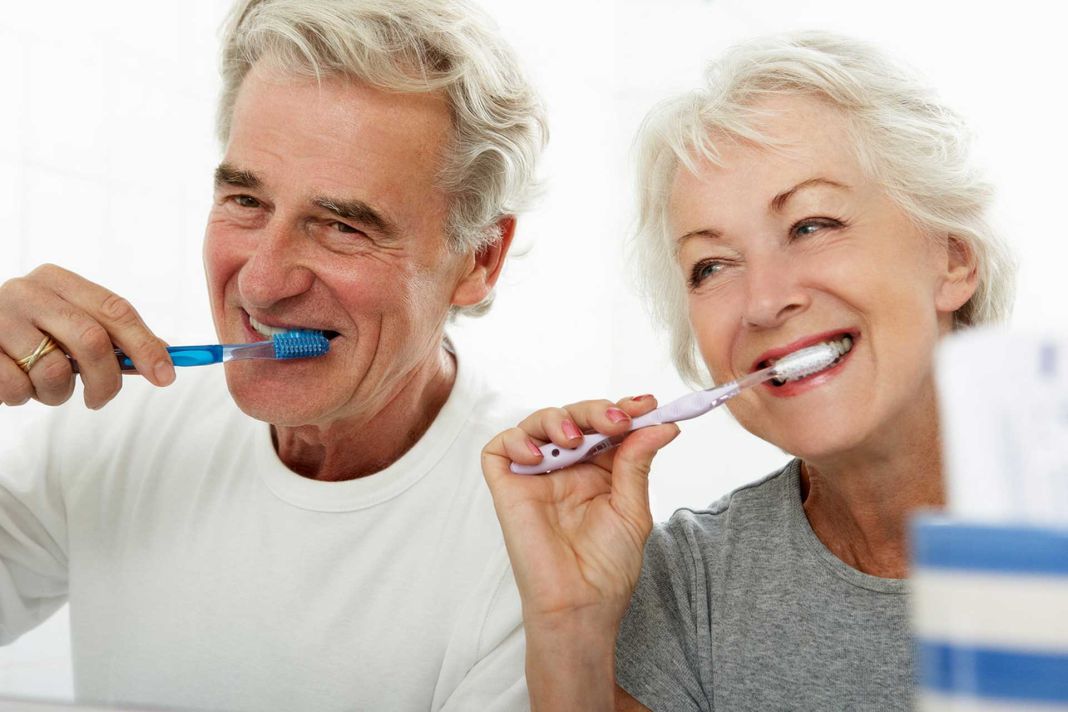 ¿Por qué es importante el cuidado dental en la tercera edad?