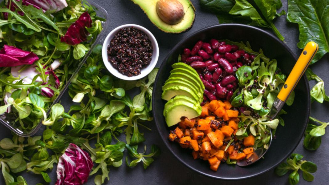 Cómo mantener un peso saludable con la dieta mediterránea