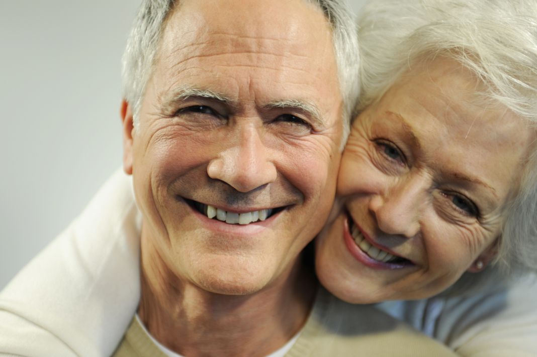 ¿Qué complicaciones pueden surgir de la periodontitis?