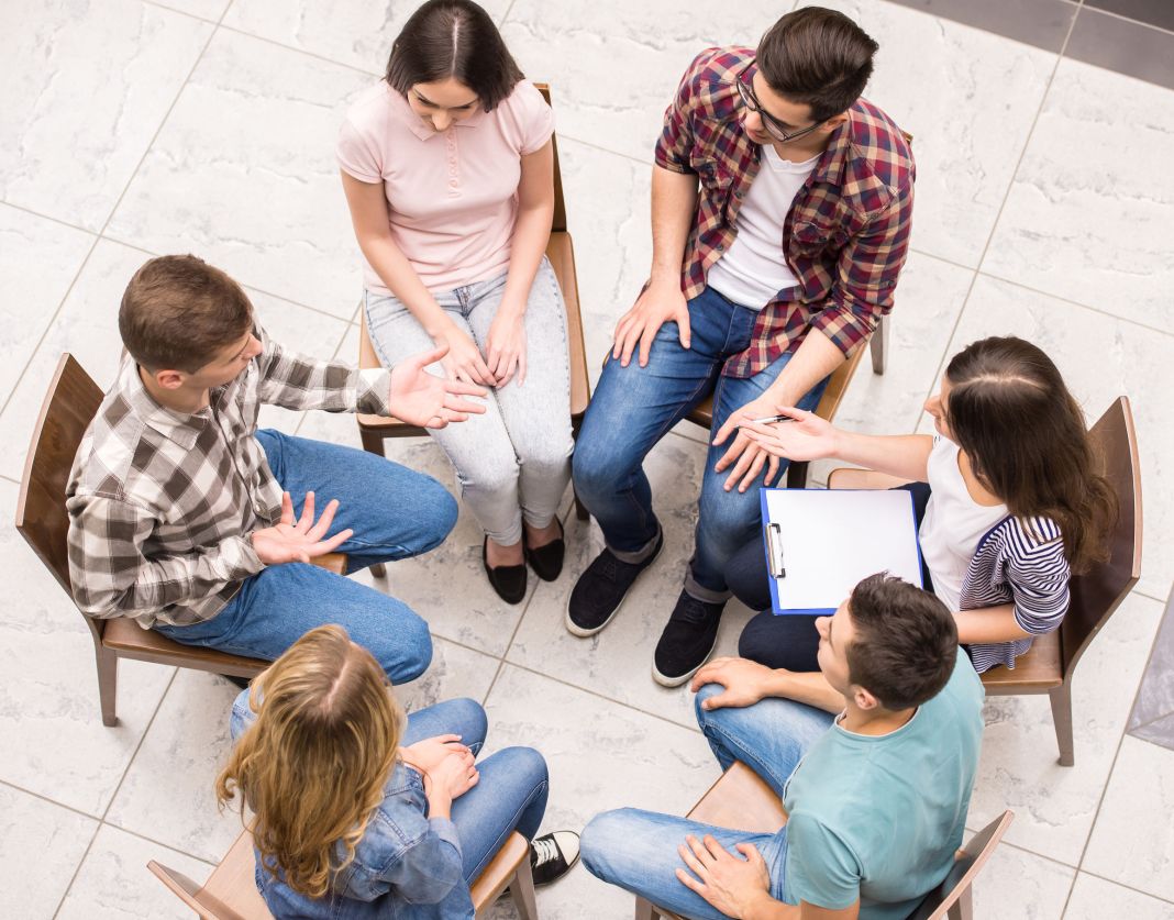 ¿Por Qué La Terapia Grupal Es Eficaz?