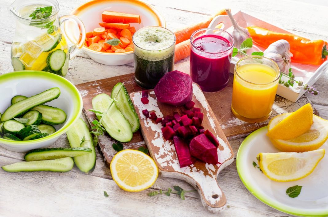¿Cuáles son los riesgos secundarios de la dieta de desintoxicación?