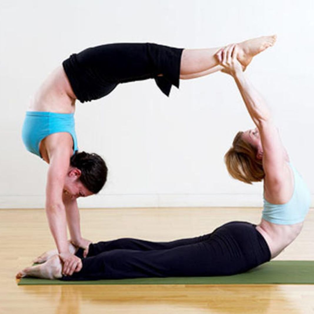 LA PRÁCTICA DEL ACROYOGA