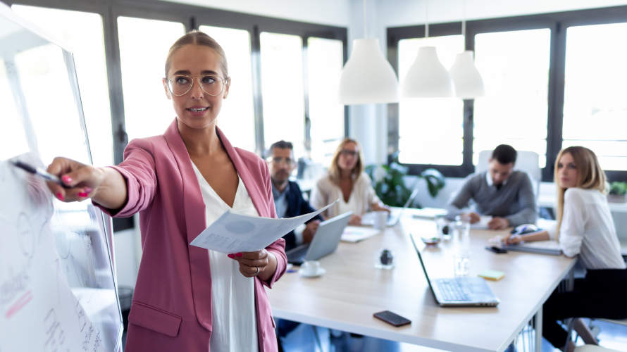 LA ADAPTACIÓN A LA TECNOLOGÍA EN EL TRABAJO