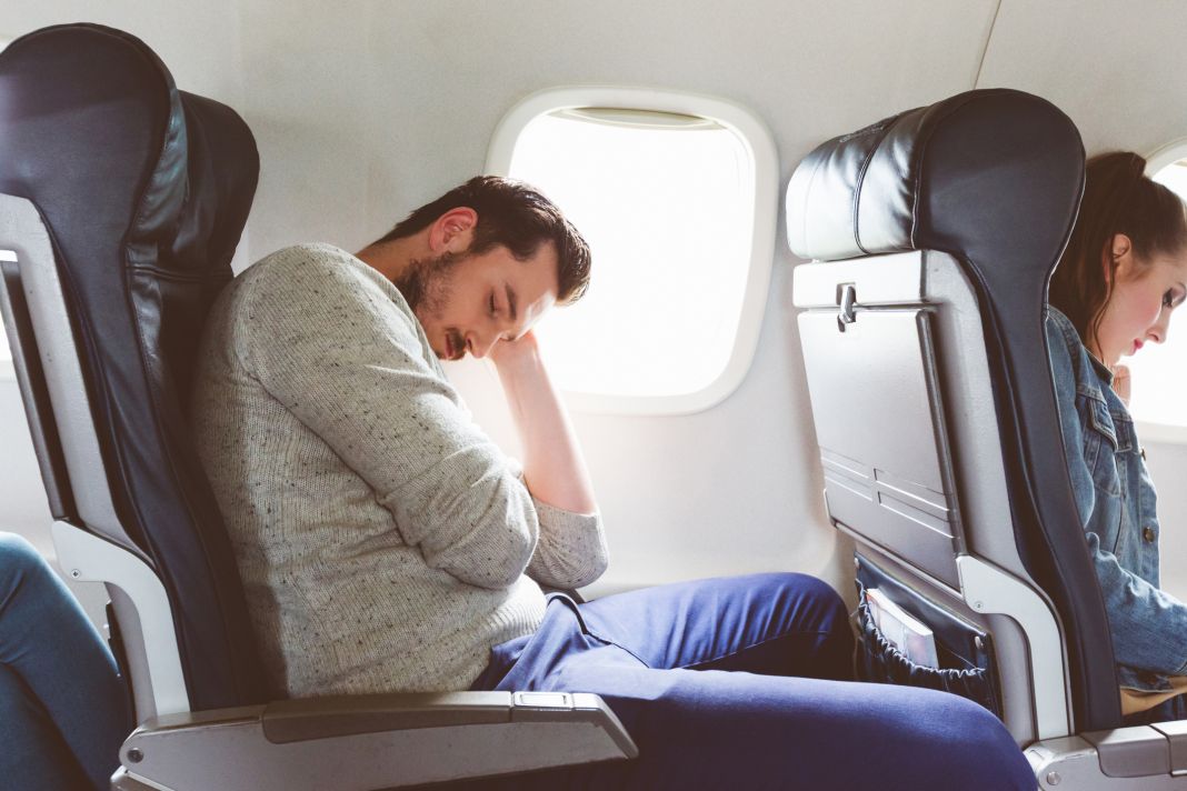 ENFOQUE MULTIDISCIPLINARIO PARA EL JET LAG