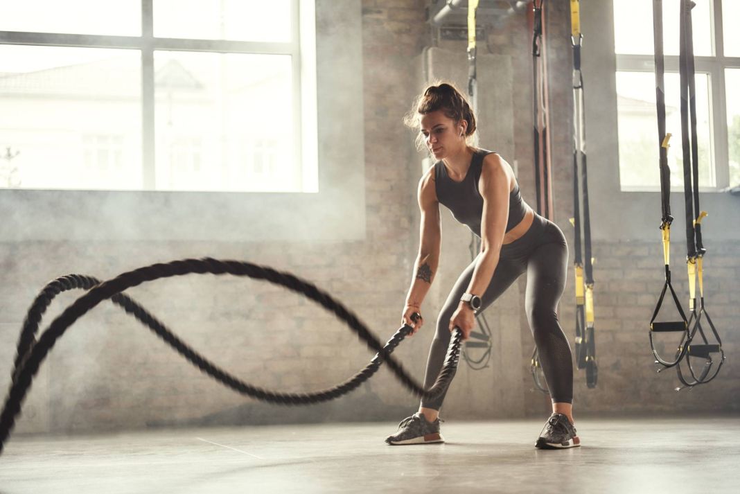 CÓMO EJECUTAR LA RUTINA HIIT DE 20 MINUTOS