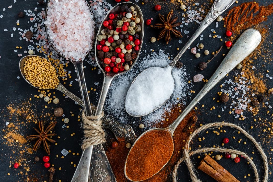 CONOCIENDO A LOS PROTAGONISTAS: ADITIVOS ALIMENTARIOS