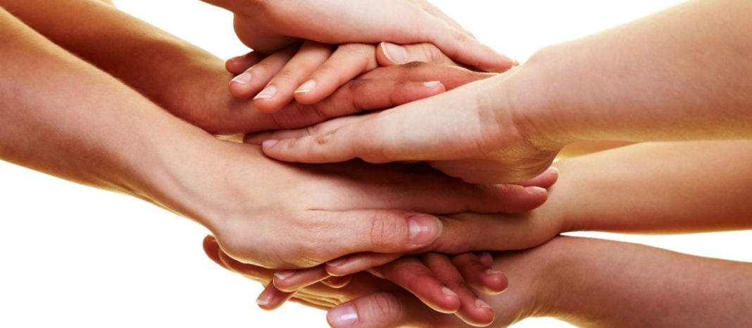 ROL DE LAS REDES DE APOYO Y COMUNIDADES