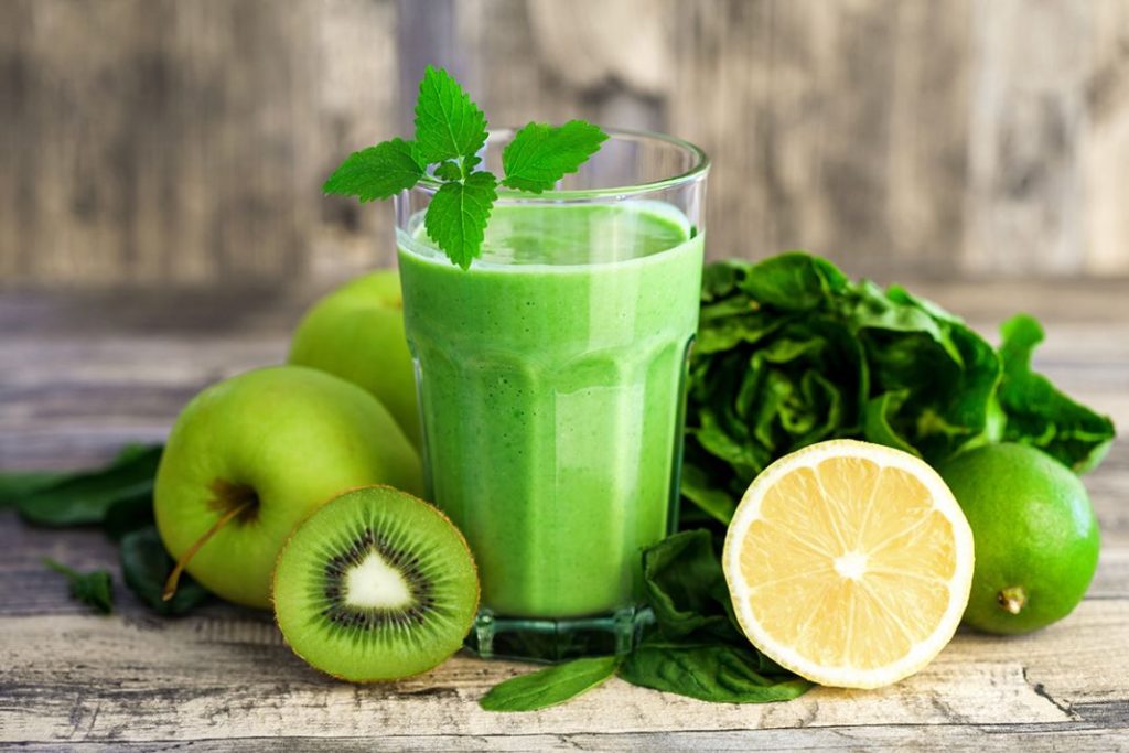 1. UN BATIDO VERDE ENERGIZANTE