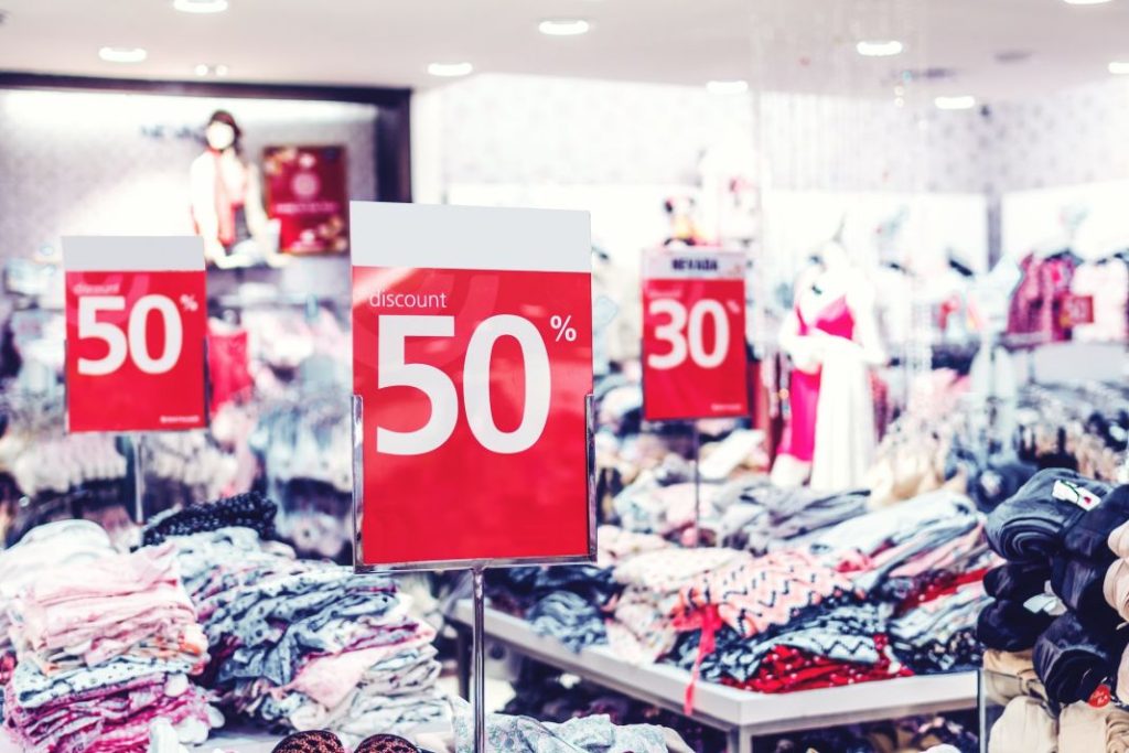 Black Friday en Zara, Mango, Springfield, Bershka y más: cuándo empieza y qué esperar 1 Vida.es sale
