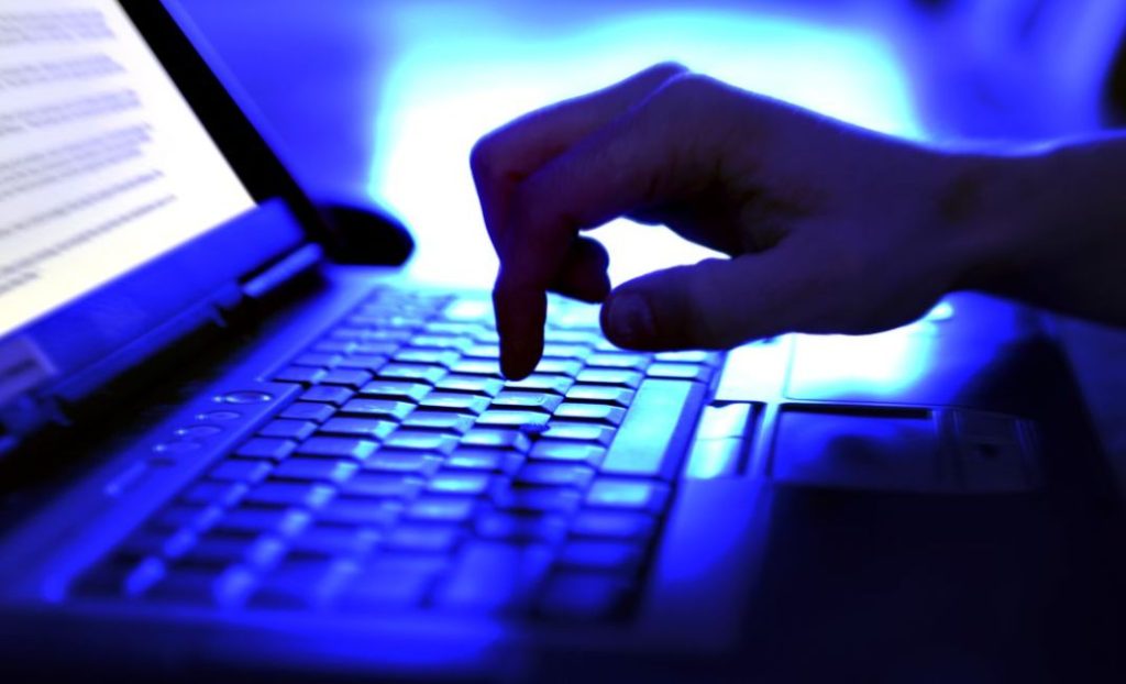 El vishing se reinventa: así es la última estafa para engañarte 4 Vida.es Consejos para que las personas mayores no caigan en estafas 7 Vida.es