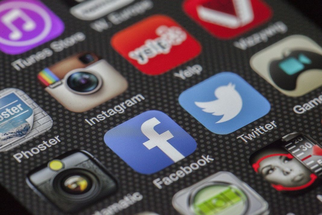 Esto es lo que te provoca estar siempre en las redes sociales 1 Vida.es ¿Qué son las redes sociales?