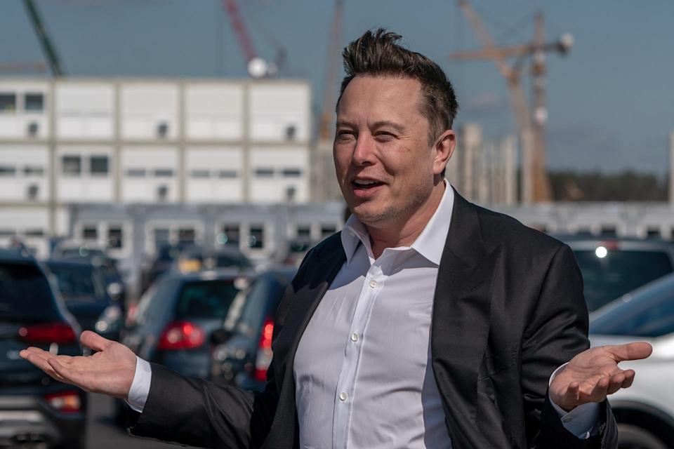 Elon Musk revela en Twitter qué empleados prefiere