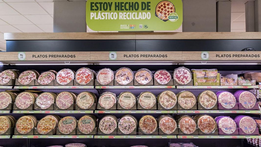 Mercadona utiliza plástico reciclado en los envases de pizza congelada