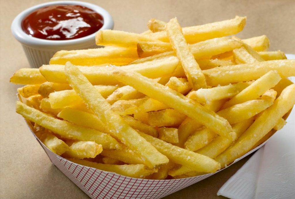 Cómo freír las patatas fritas para que queden como las de Burger King 1 Vida.es ¿Qué patatas son las mejores para las patatas fritas?