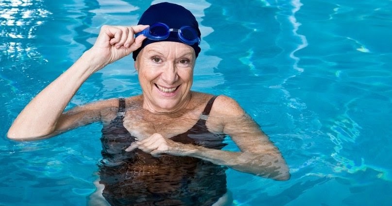 Mantenerte en forma en la vejez: ¿Por qué la natación es el mejor deporte?