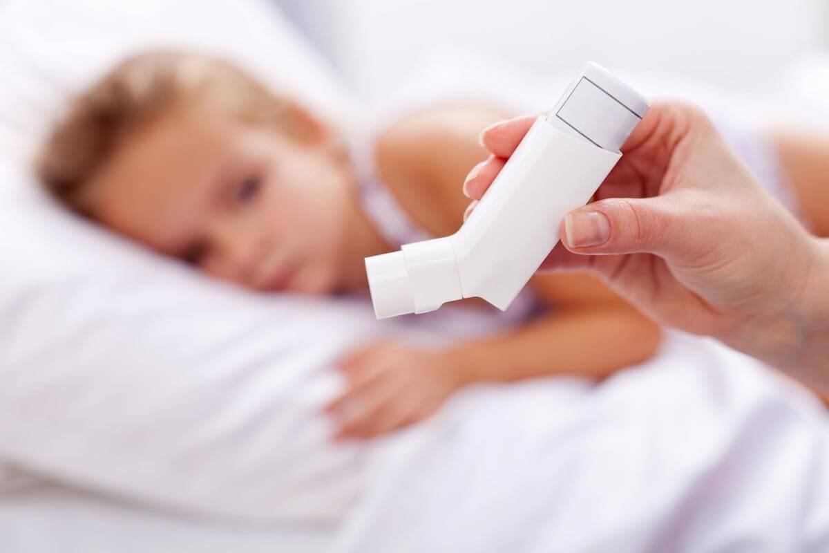 El asma es una enfermedad crónica del sistema respiratorio que puede ser potencialmente fatal si no se trata. 
