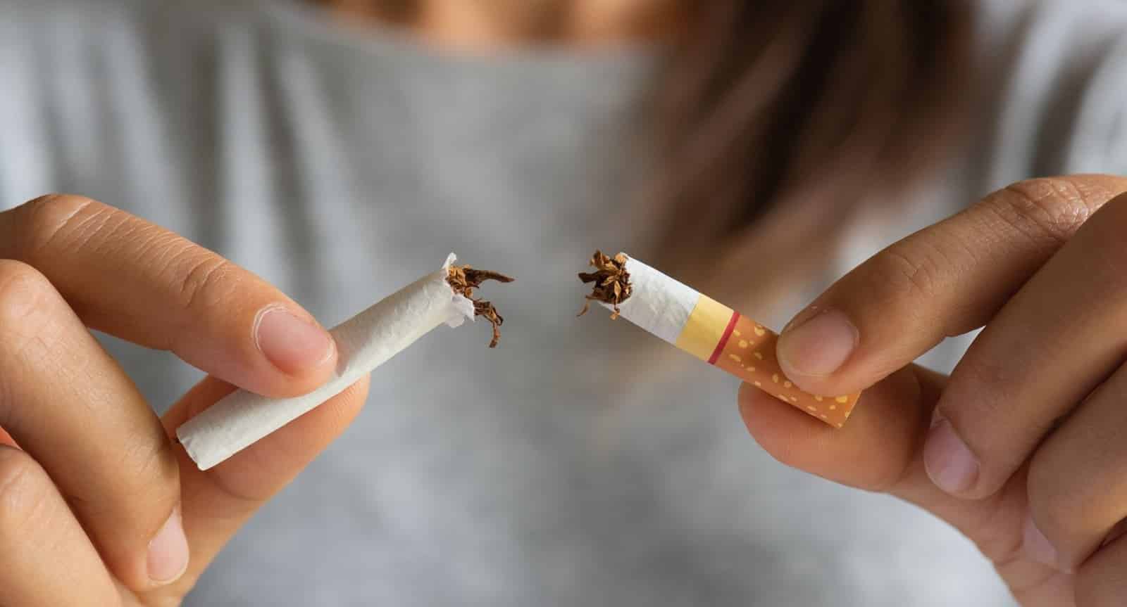 Qué efectos secundarios puedo experimentar al dejar de fumar