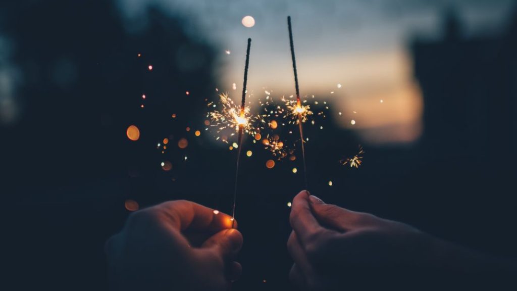 Propósitos de año nuevo para estar más feliz y saludable 2 Vida.es Priorizar el descanso y el sueño reparador para rejuvenecer tu mente y cuerpo