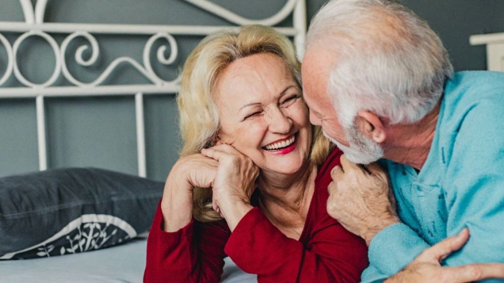 Envejecimiento: 10 cosas que mejoran cuando envejeces 1 Vida.es Mayor confianza en uno mismo y en el cuerpo