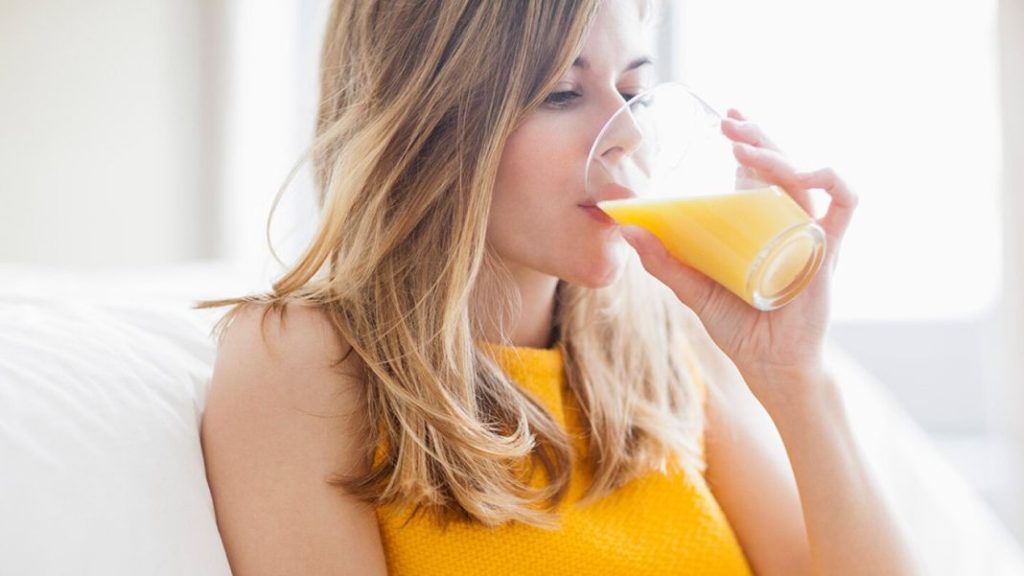 La fruta perfecta para eliminar la piel flácida 4 Vida.es Otros alimentos que complementan los beneficios de las naranjas