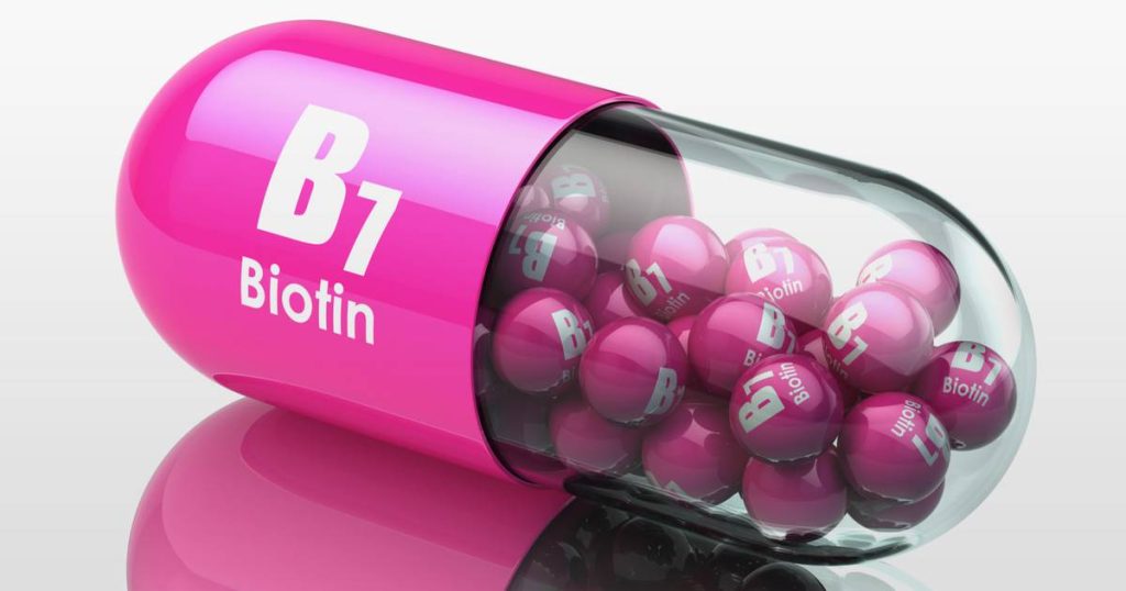 Cómo la biotina ayuda a combatir la caída del cabello en hombres y mujeres 1 Vida.es Qué es la biotina y cómo funciona en el cuerpo