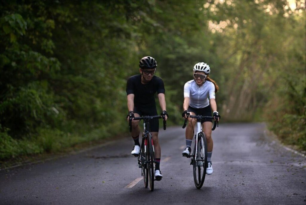 Consejos para evitar los problemas de digestión al montar en bici 3 Vida.es Evita el consumo excesivo de cafeína y alcohol