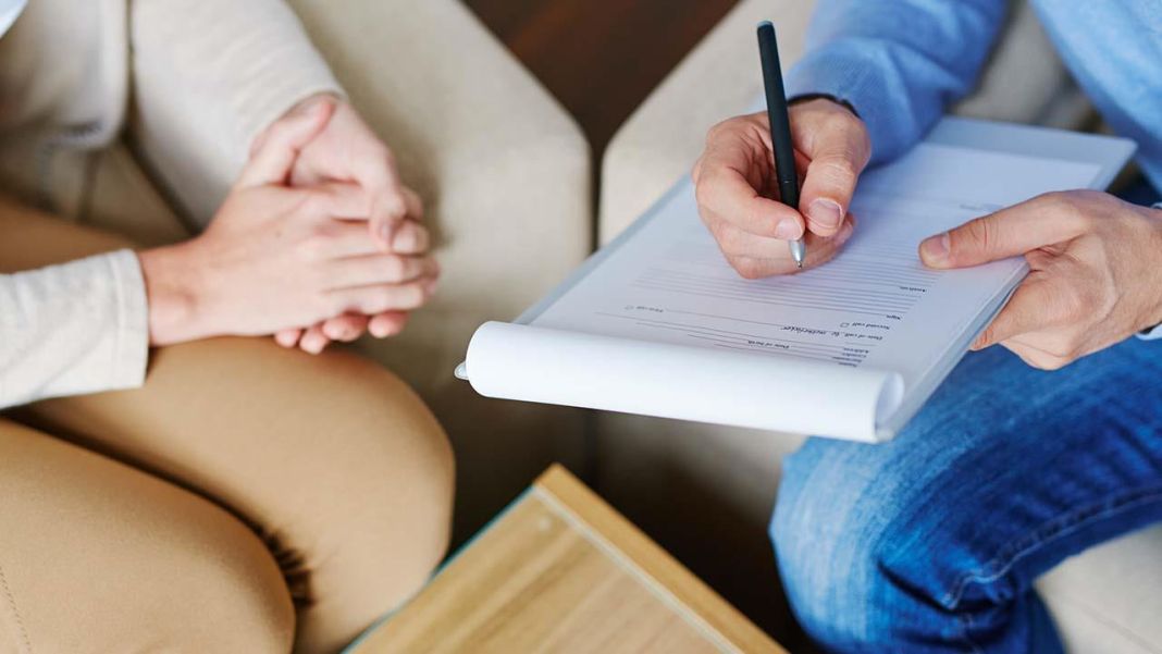 ¿Necesitas terapia? Aquí las señales para decir 'es hora de ayuda psicológica' 4 Vida.es LA IMPORTANCIA DE BUSCAR AYUDA TEMPRANA