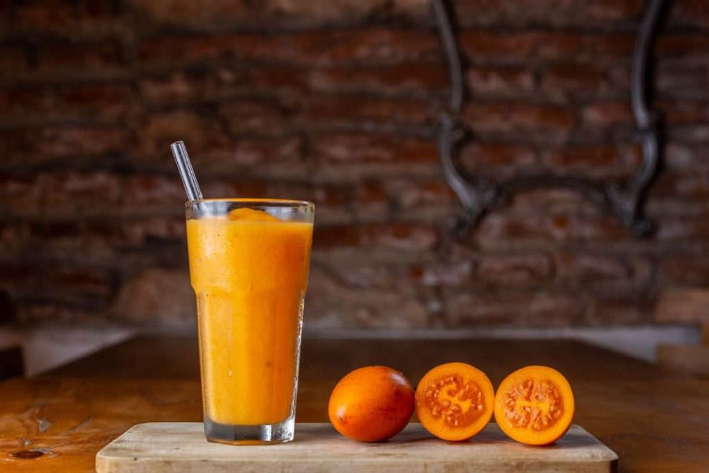 Beneficios del zumo de tomate para reducir la presión arterial y el azúcar en Sangre 1 Vida.es Composición nutricional del tomate de árbol